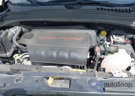 2019 Jeep Renegade Altitude 4X4 из США, поврежденный, VIN ZACNJBBBXKPK55553